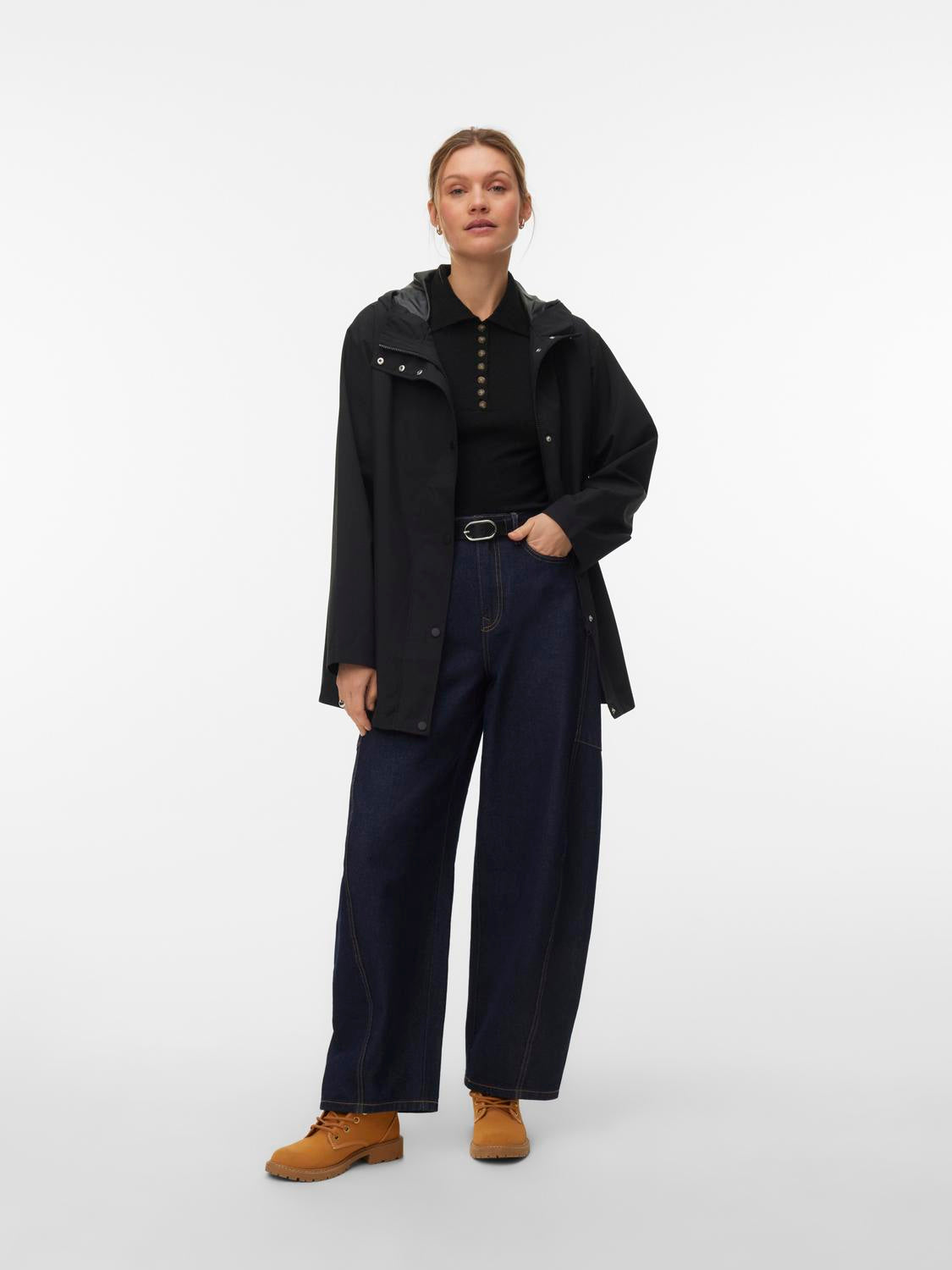 model_shot-front